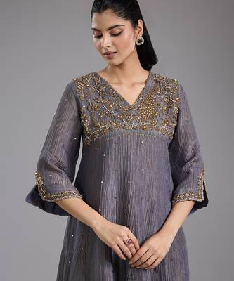 Grey embroidered tissue Kurta Set 4