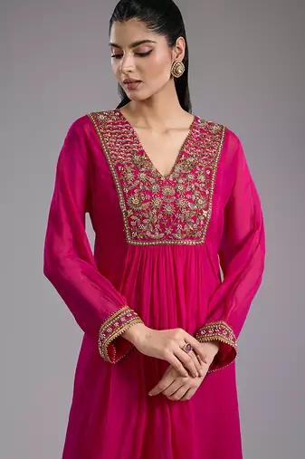 Pink embroidered organza kurta set