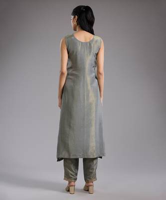 Grey embroidered tissue co ord set 4