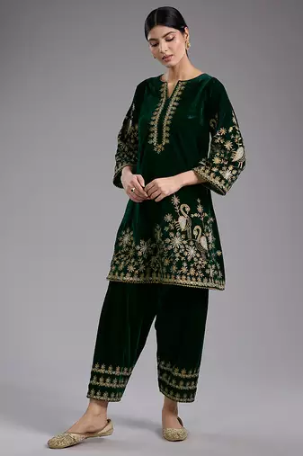 Green embroidered velvet kurta set