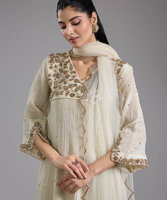 Ivory embroidered tissue kurta Set 4
