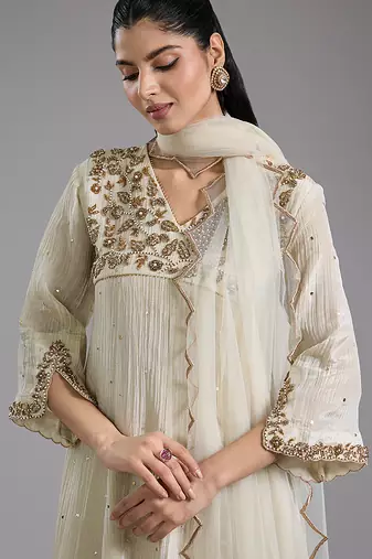 Ivory embroidered tissue kurta Set