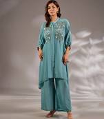 Blue embroidered crepe kaftan set