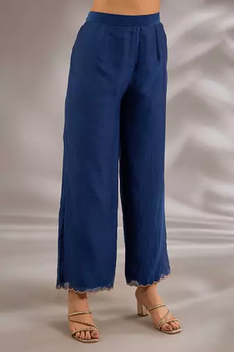 Blue embroidered chanderi kurta set