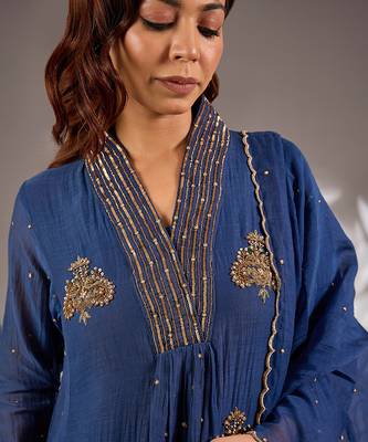Blue embroidered chanderi kurta set 5