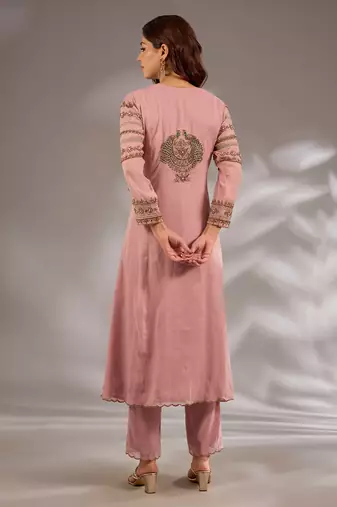 Pink embroidered chanderi kurta set