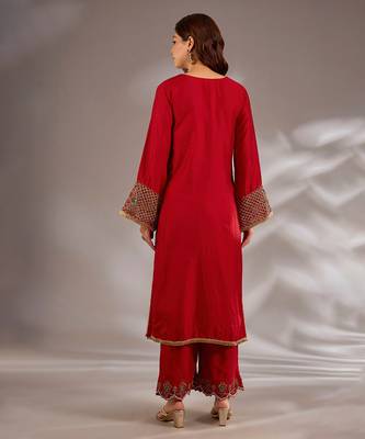 Red embroidered silk kurta set 2