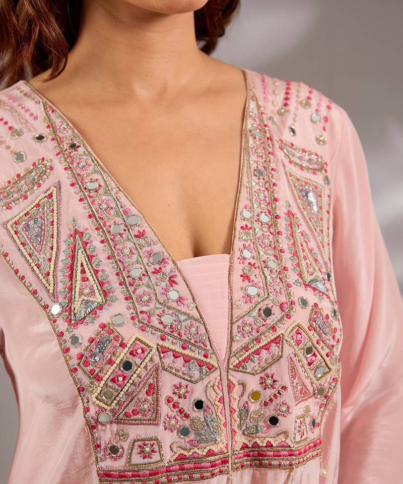 Pink embroidered crepe kurta set