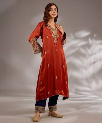 Orange embroidered satin kurta set 1