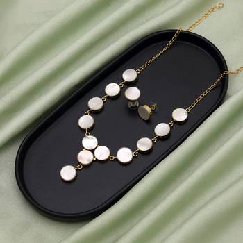 White color amrapali necklace set offering serene necklace elegance perfect for weddings and celebrations 2