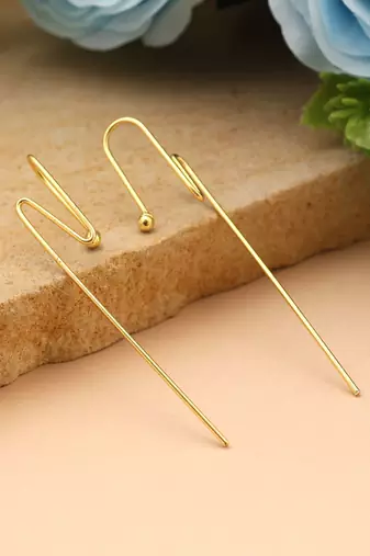 Gold color earcuff designed to add stylish ethnic detailing to every fashionable look