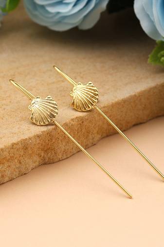 Gold color earcuff crafted with intricate patterns to enhance elegant ceremonial styling