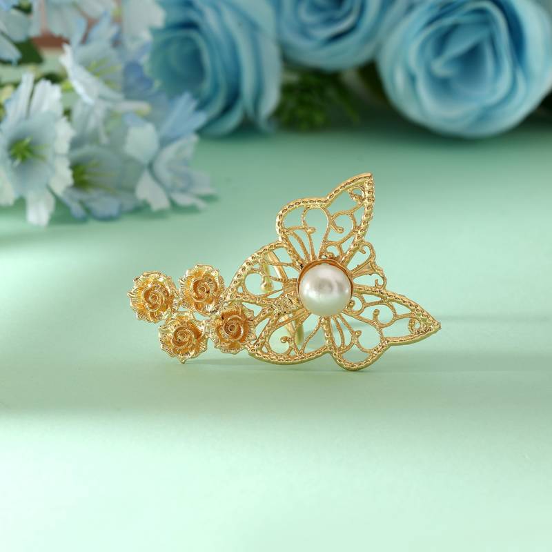 Gold color amrapali rings offering timeless elegance with intricate patterns for ethnic fashion