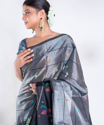 banarasi kora organza zari saree in ash grey with floral border 2