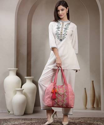 folklore edit flamingo pink cotton diamond beaded hobo bag 9