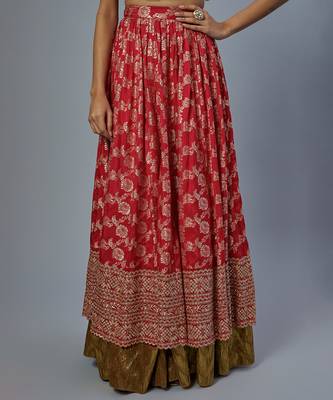 pink embroidered silk lehenga set 3