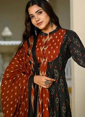 Floral embroidered multicolor round neck  cotton kurta set with trouser & dupatta 3