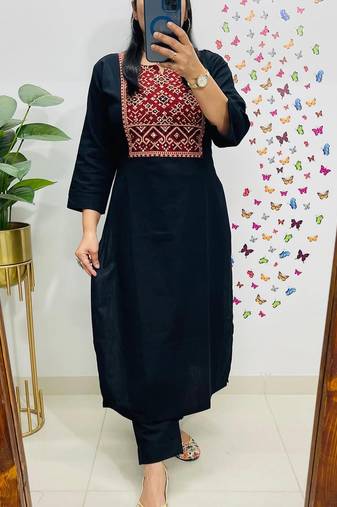 Floral embroidered black round neck pure cotton kurta set with trouser