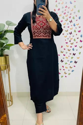 Floral embroidered black round neck  cotton kurta set with trouser