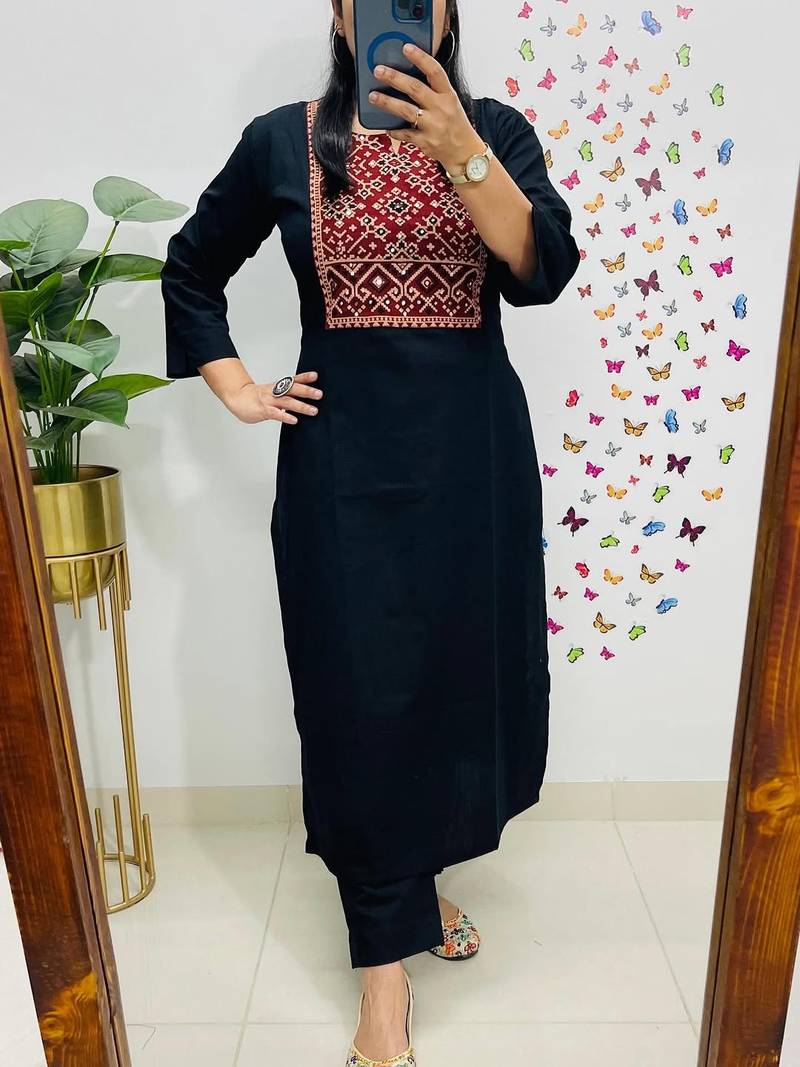 Floral embroidered black round neck pure cotton kurta set with trouser