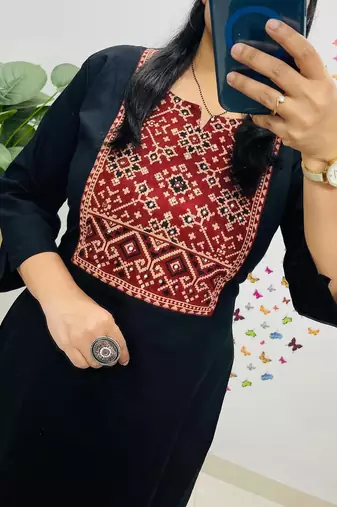 Floral embroidered black round neck  cotton kurta set with trouser