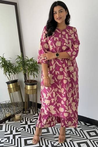 Floral printed pink round neck pure cotton kurta set with trouser
