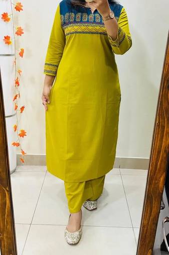 Floral printed green round neck pure cotton kurta set with trouser