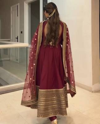 maroon silk embroidered gown dupatta set 4