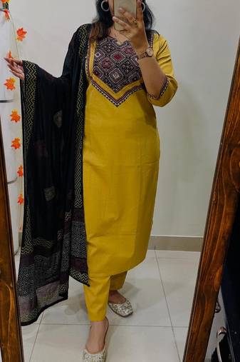 Floral printed yellow round neck pure cotton kurta set with trouser & dupatta