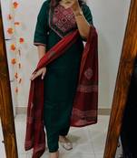 Floral printed green round neck pure cotton kurta set with trouser & dupatta