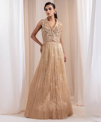 gold embroidered tissue lehenga set 1
