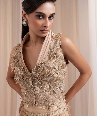 gold embroidered tissue lehenga set 4
