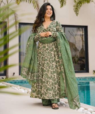 Sea green digital printed mal cotton anarkali set with dupatta 2