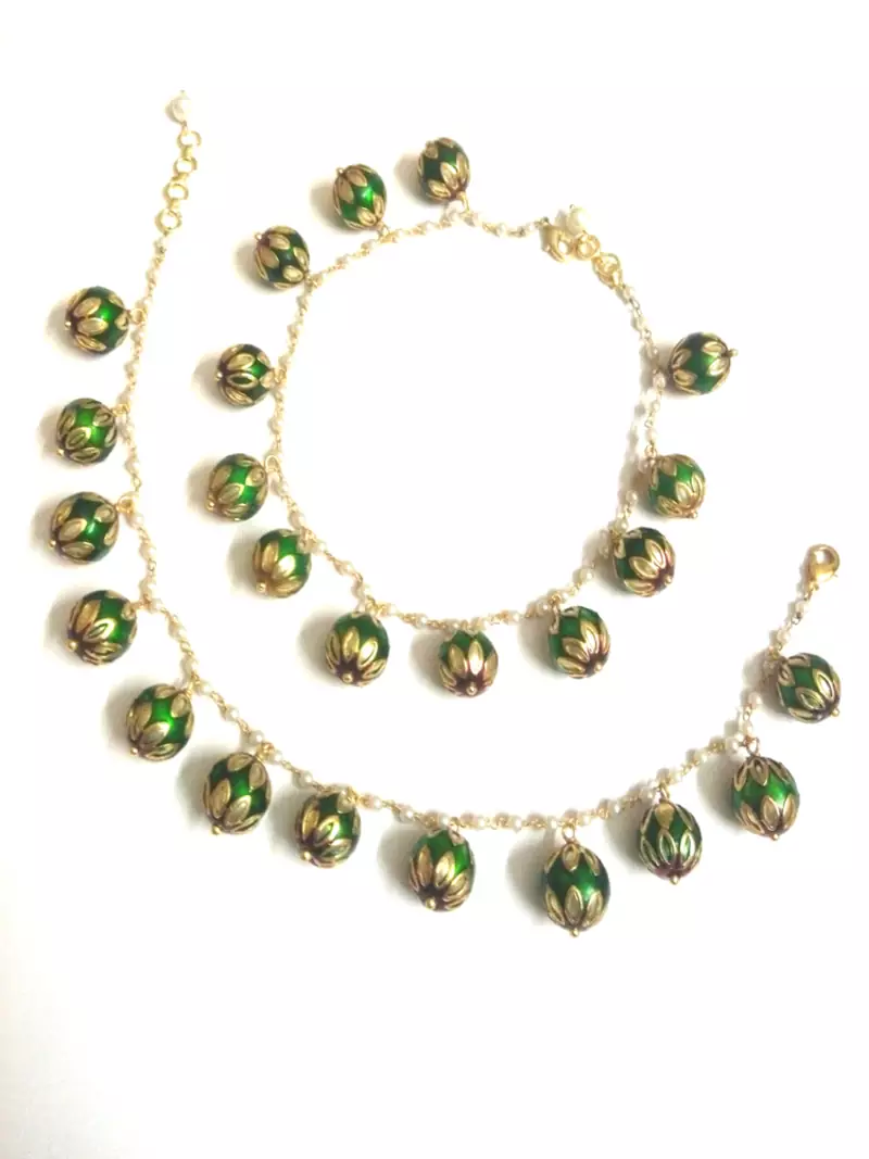 Green Pearl And Enamel Work Beads Anklet
