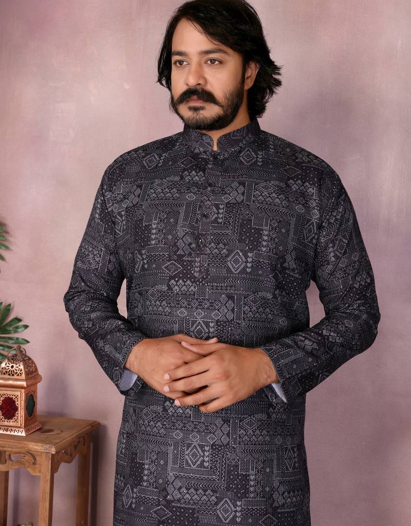 Black geometric printed cotton blend kurta with white pyjama