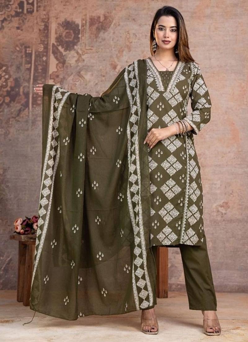 Floral embroidered green v neck pure cotton kurta set with trouser & dupatta
