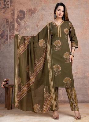 Floral embroidered green v neck  cotton kurta set with trouser & dupatta 1