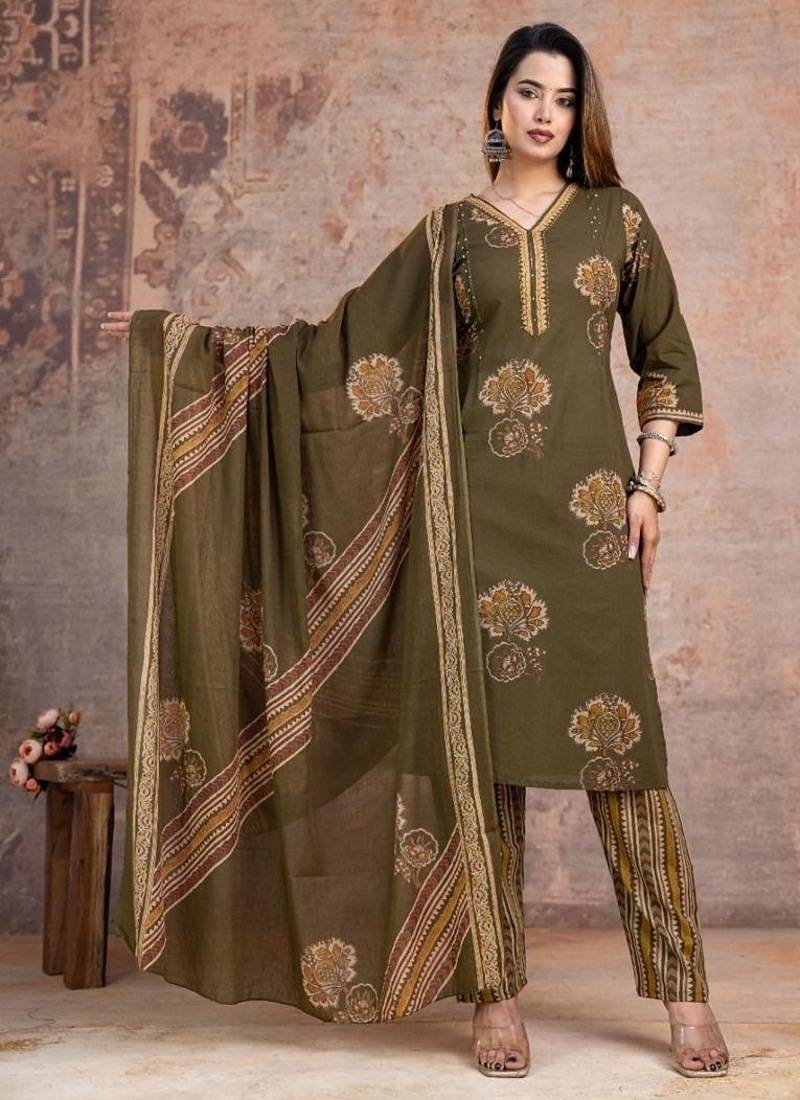 Floral embroidered green v neck pure cotton kurta set with trouser & dupatta
