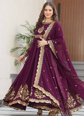 Wine zari & sequins embroidered georgette kurta & dupatta set 1