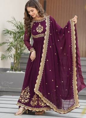 Wine zari & sequins embroidered georgette kurta & dupatta set 2