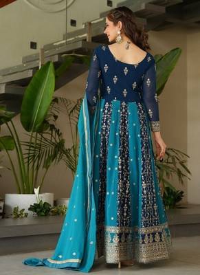 Teal zari & sequins embroidered georgette kurta & dupatta set 3