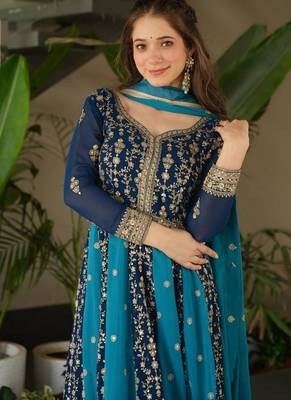 Teal zari & sequins embroidered georgette kurta & dupatta set 4