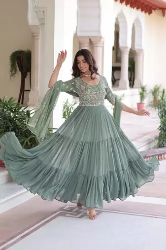 Light green zari & sequins embroidered georgette kurta & dupatta set