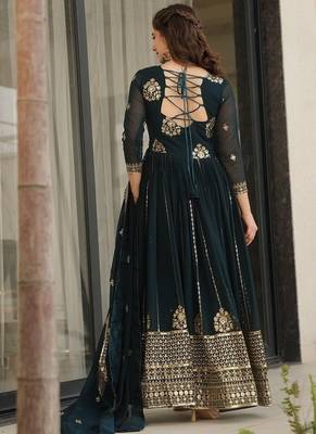 Teal zari & sequins embroidered georgette kurta & dupatta set 3