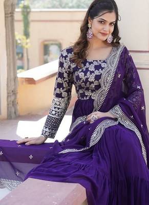 Purple zari & sequins embroidered georgette kurta & dupatta set 4