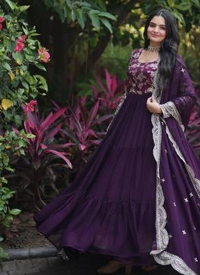 Wine zari & sequins embroidered georgette kurta & dupatta set 3