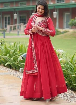 Red zari & sequins embroidered georgette kurta & dupatta set 2
