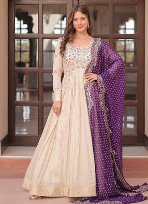 Purple zari & sequins embroidered jequard & kurta set for women 1