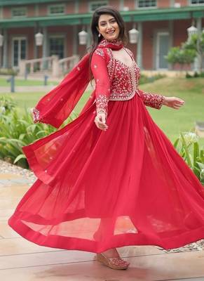 Red zari & sequins embroidered georgette kurta & dupatta set 3
