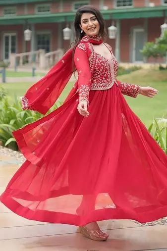 Red zari & sequins embroidered georgette kurta & dupatta set